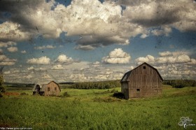 Deux vieilles granges…