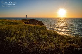 Le phare sur la falaise