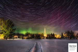 Filé d&rsquo;étoiles et aurore boréale, 28 mars 2015